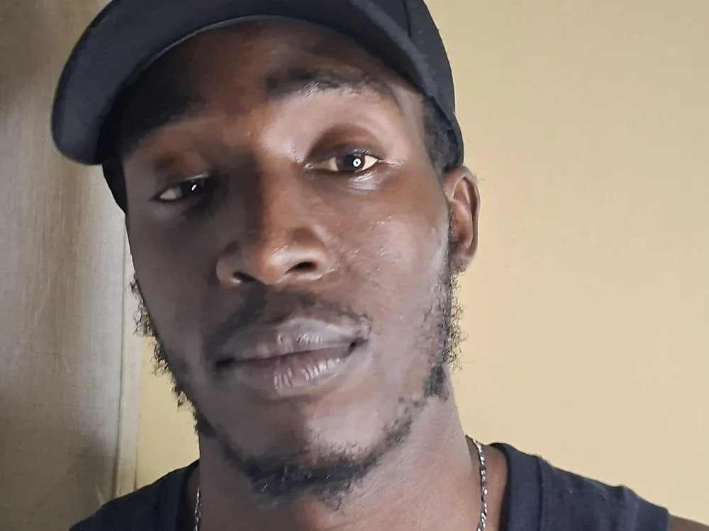 PrinceAmari Offline Chatraum