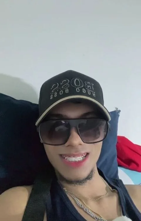 miguel_hot offline chatrum