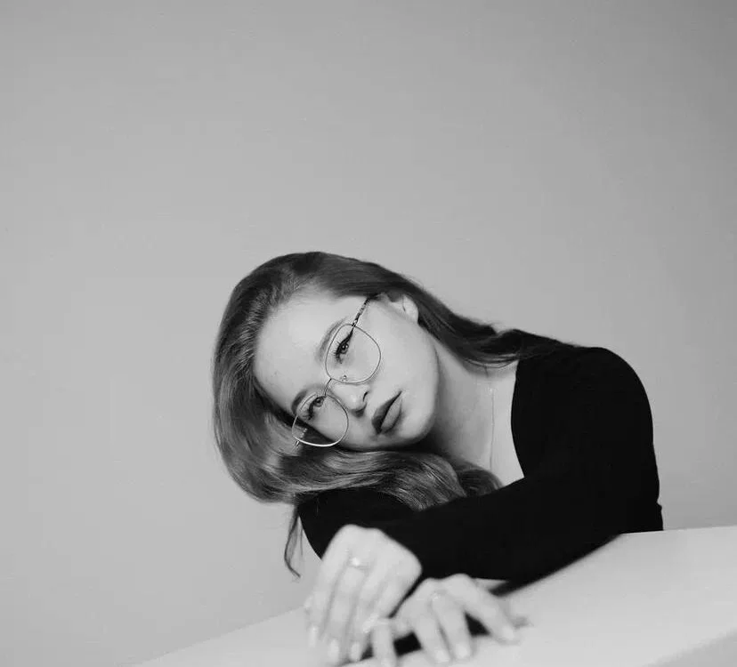 دردشة HilmaRavelo الجنسية دون اتصال