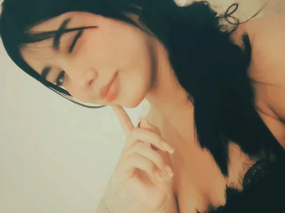 Isafantasy1's Offline XXX Chat
