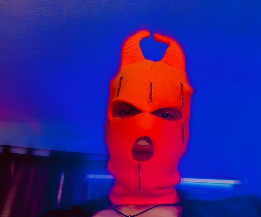 Angel_Snowhotxxx: офлайн-секс-чат