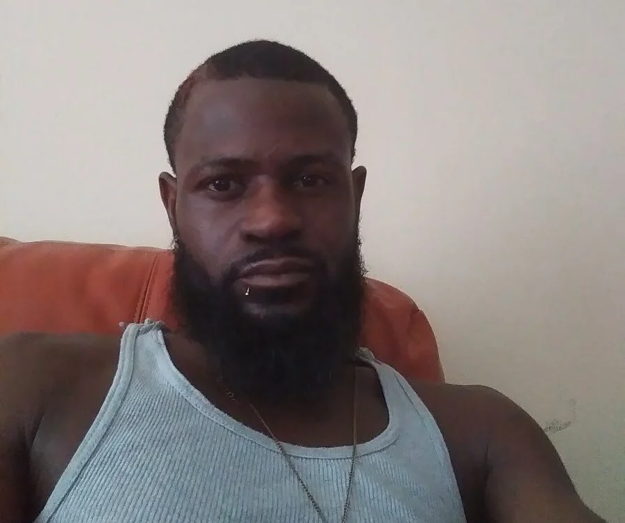 MrRuddeebony: офлайн-секс-чат