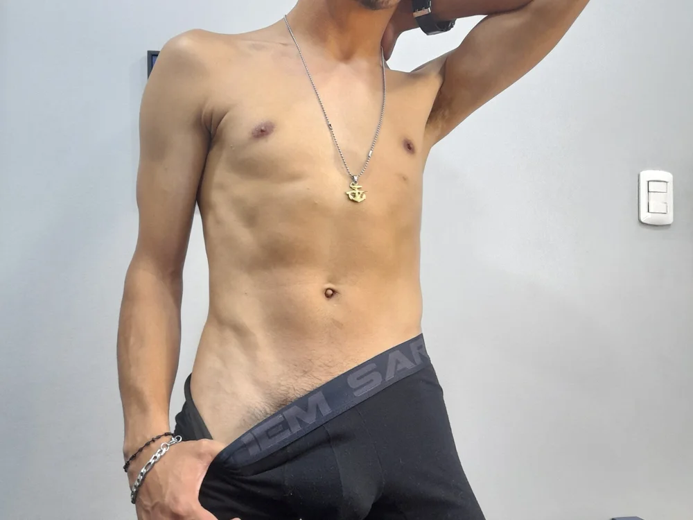 Danni_evans' Offline XXX Chat