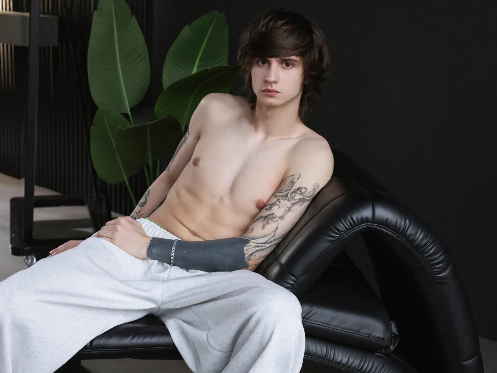 HoogWilder Adlı Modelin Çevrimdışı XXX Sohbeti