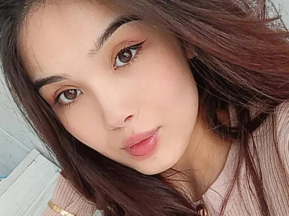 AylinBlush's Offline XXX Chat