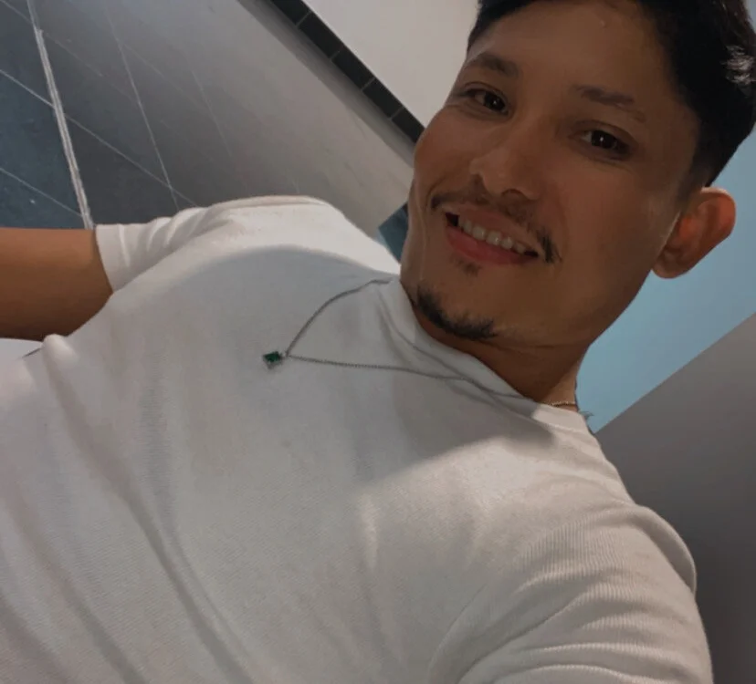 roxx215's Offline Chat Room