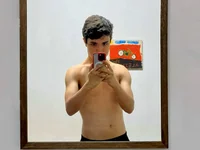 alecitoxxxx's webcam live show