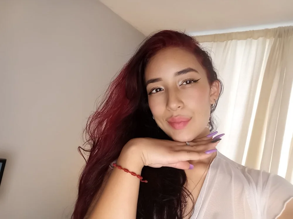 Cassie_fletcher_ Adlı Modelin Çevrimdışı XXX Sohbeti