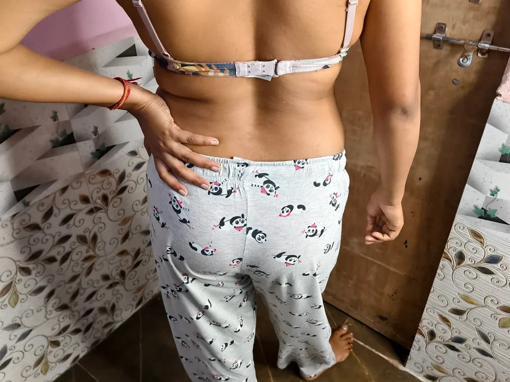 Sapna_hozz96 অফলাইন XXX চ্যাট
