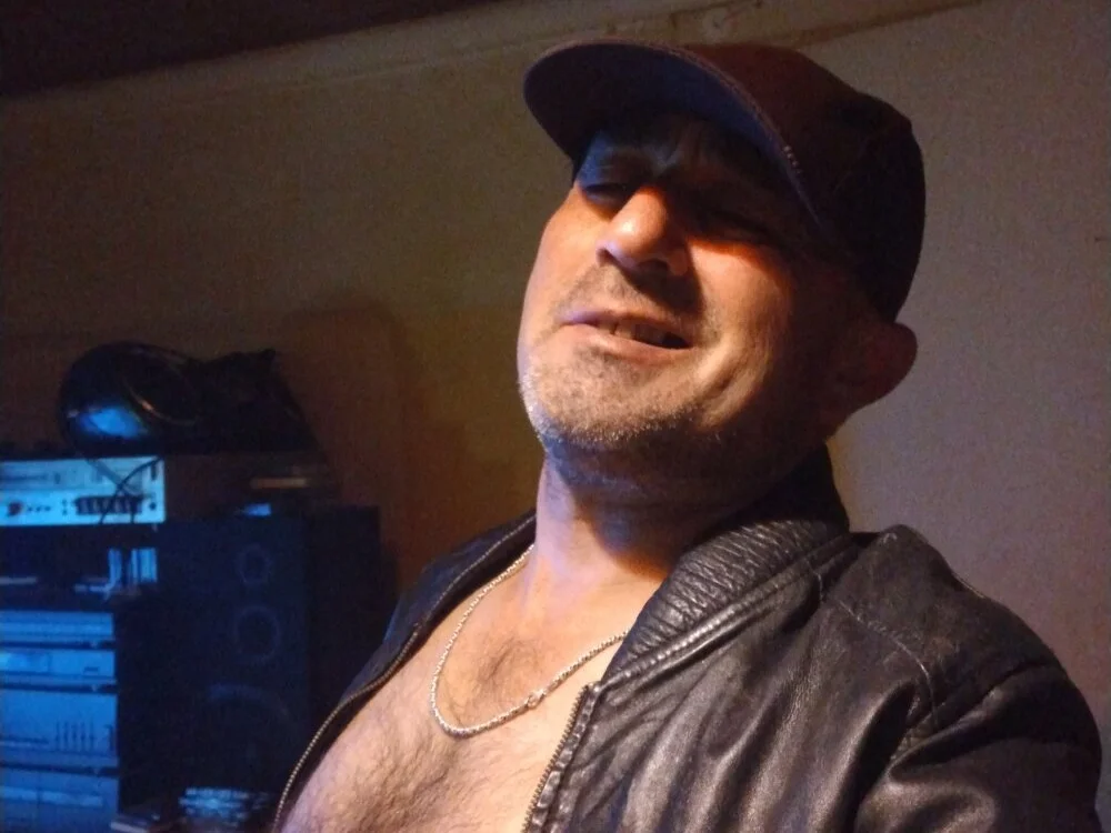 Serscho Obrolan XXX Offline