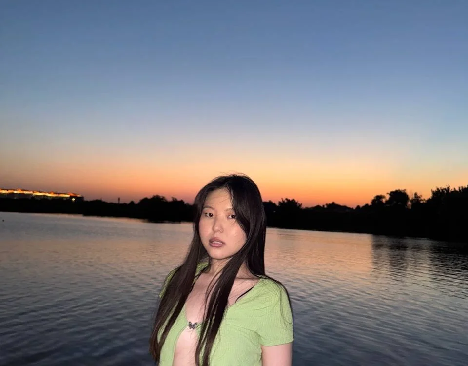 ElyCherry's Offline Chat Room