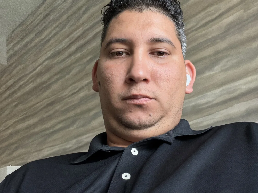 JuanMiguel29016 Offline XXX-Chat