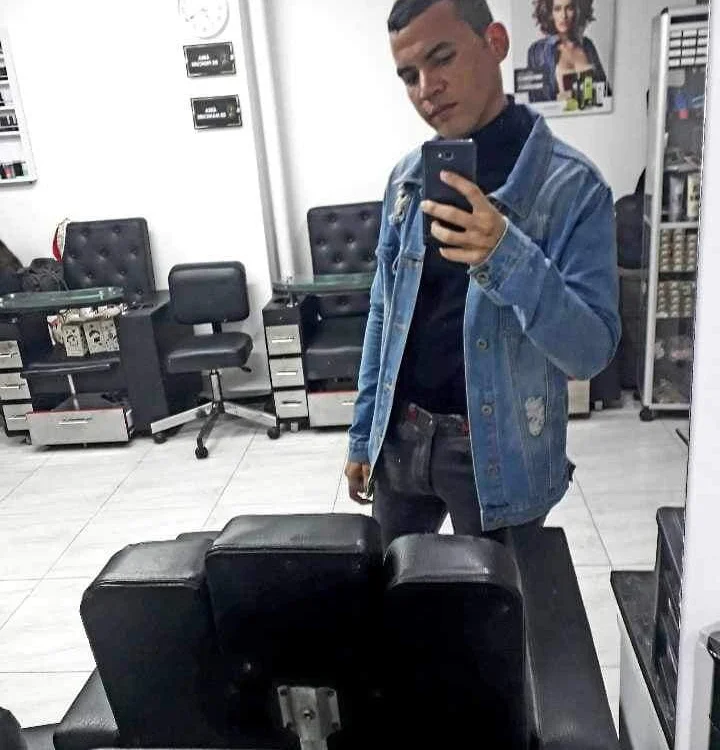 CARLOS_ISLA offline chatrum