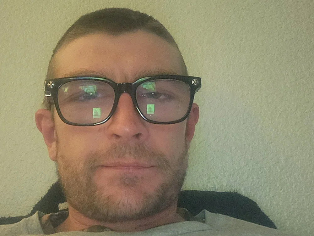 Mmakuch89's Offline XXX Chat