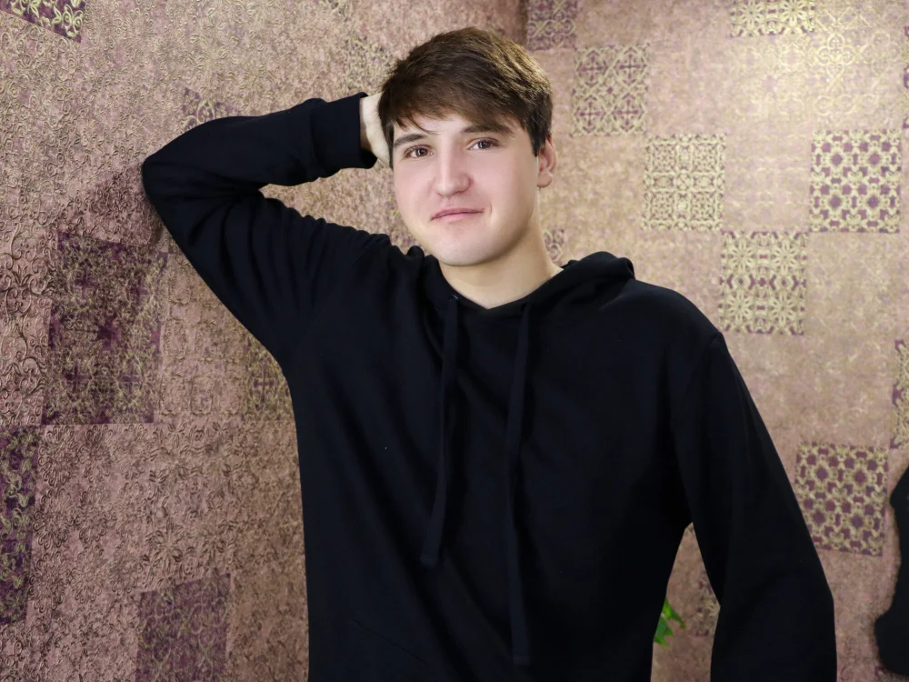 JonnDerek's Offline Chat Room