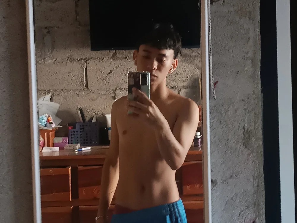 Joryy_star's Offline XXX Chat