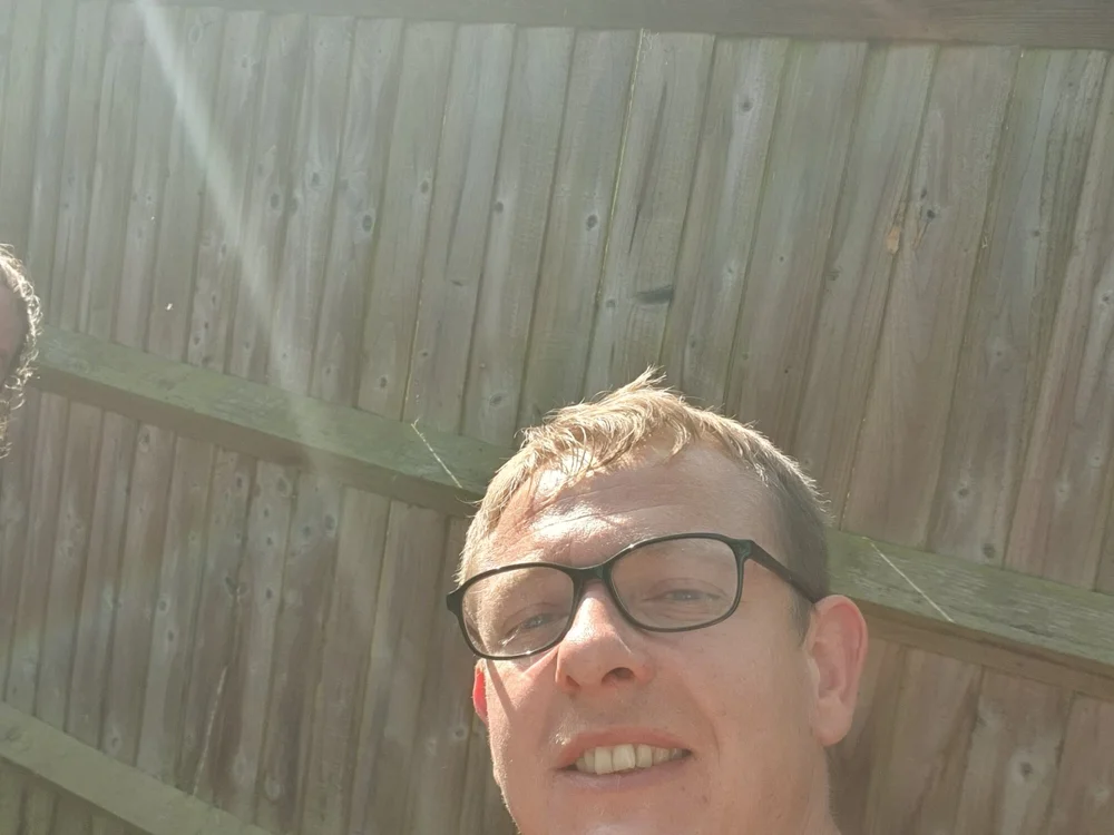 Davey8988's Offline Chat Room