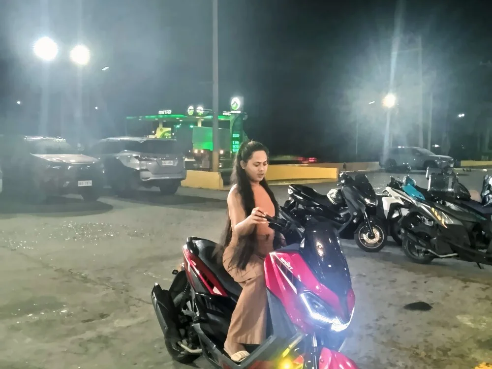 Queenoflustx Obrolan XXX Offline