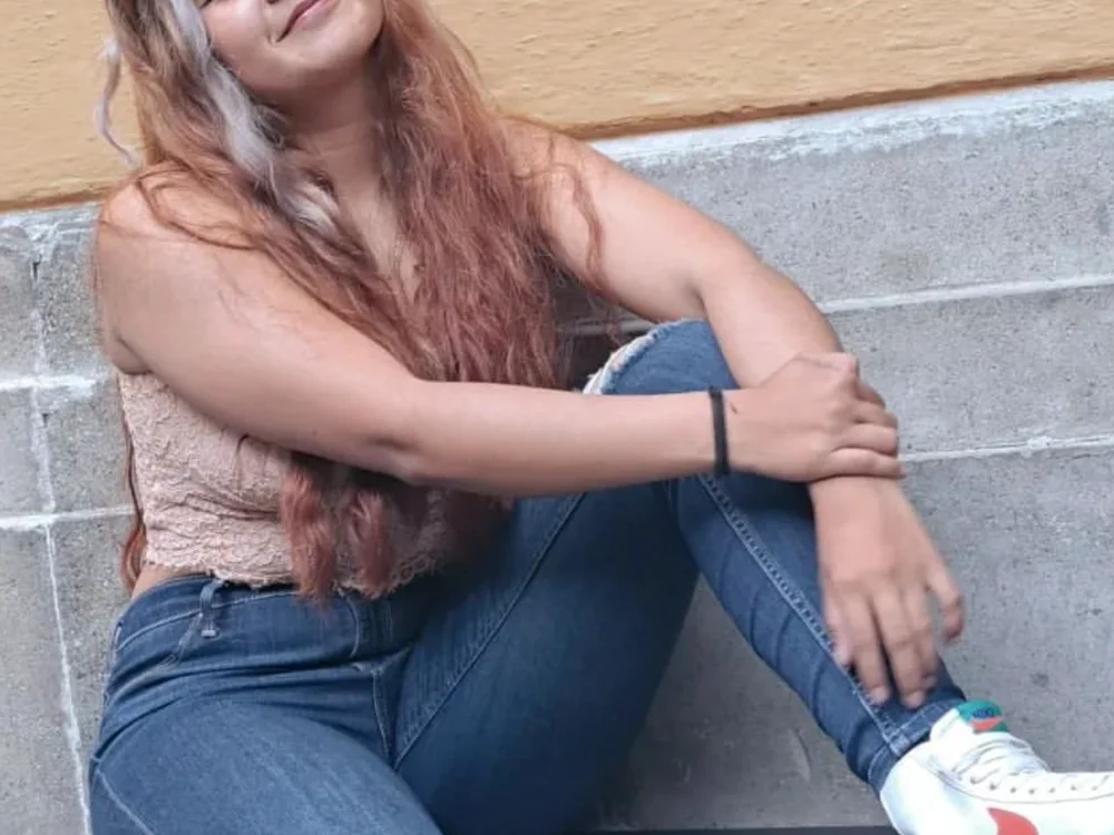Scarlettfer offline chatrum