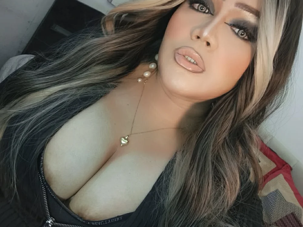 MissCelesteFire's Offline XXX Chat