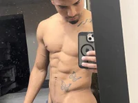 beako_strong's webcam live show