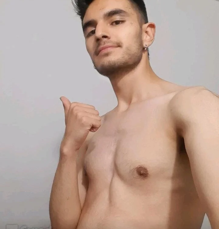 NicoxDel Chat XXX offline