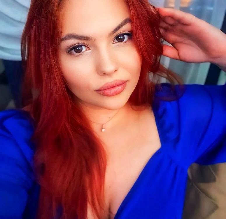 mis_oxy's Offline Chat Room