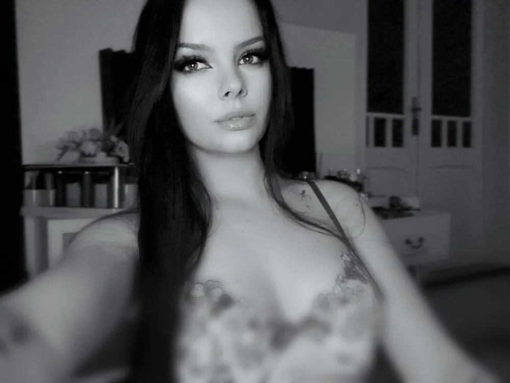 Nicole_Belluxi 오프라인 XXX 채팅