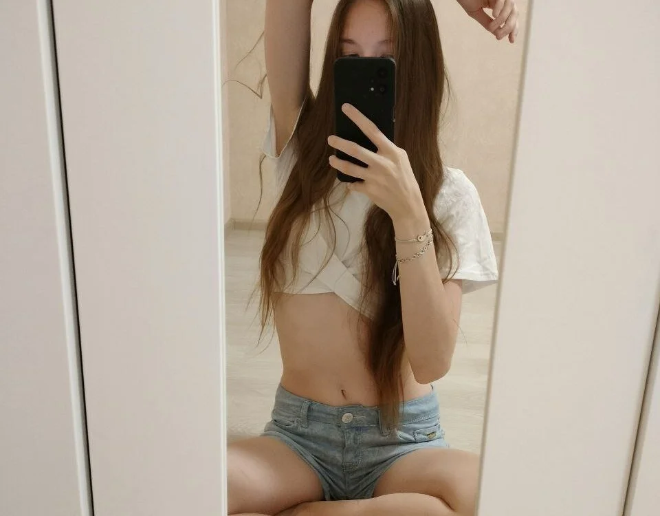 AudreyGloss offline chatrum