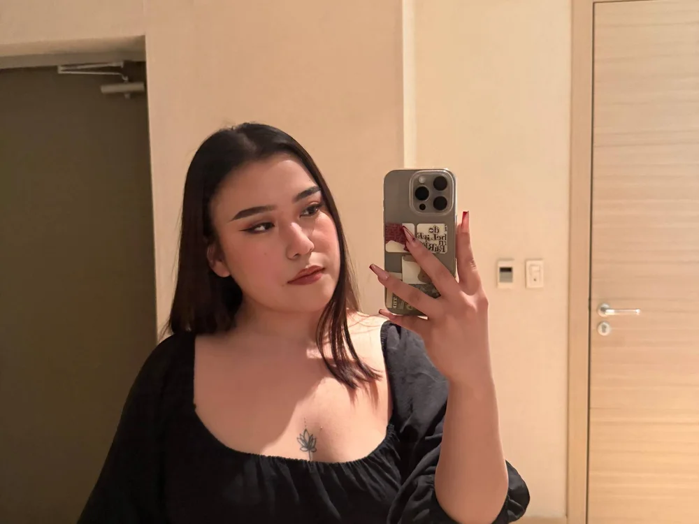 _nari__n Offline XXX chat