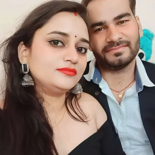 hottycouplesss' Offline XXX Chat