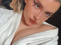 NikkiNix's Live XXX Chat