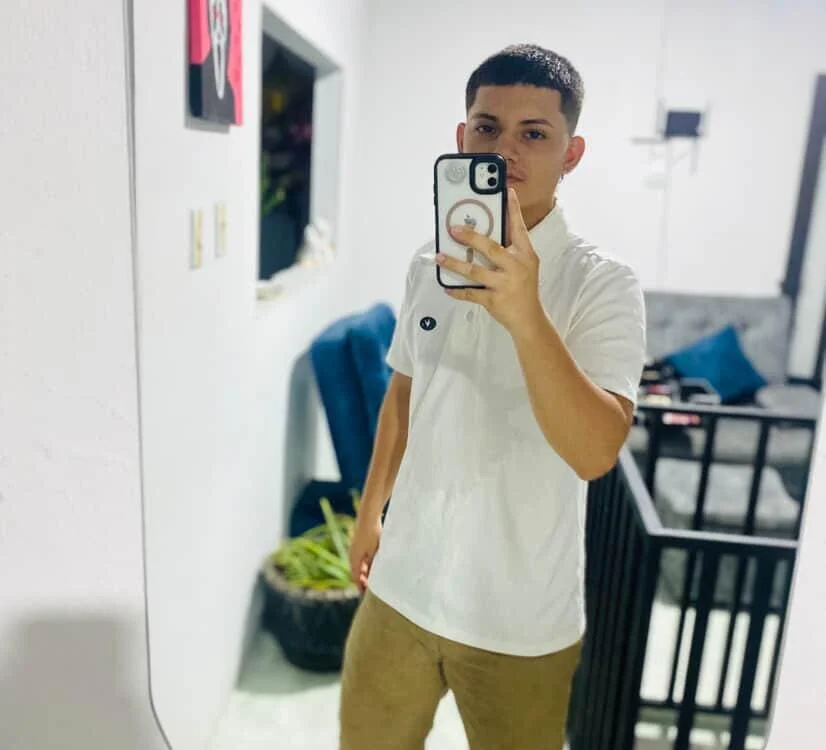 tony_pinkcock's Live XXX Chat