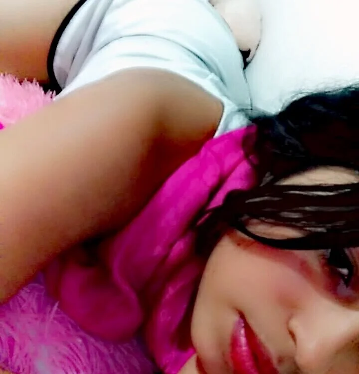Sophia_Price offline chatrum