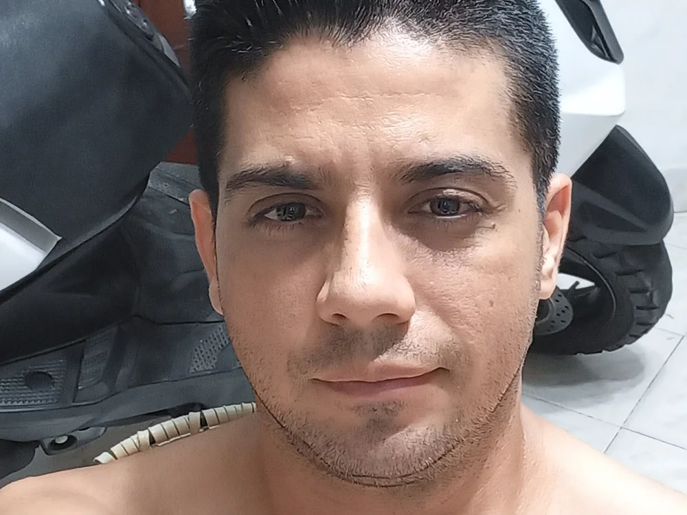 jahwer's Offline Chat Room