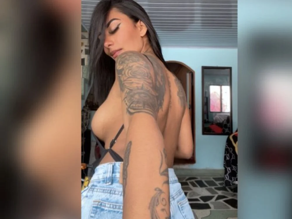 Karina_Garcia21 Offline XXX-Chat