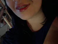 MisKyeCloe_'s Offline XXX Chat