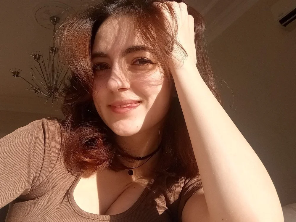 RosalvaOrhenkowski's Offline XXX Chat