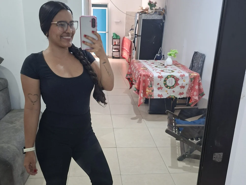 Juliana228's Offline XXX Chat