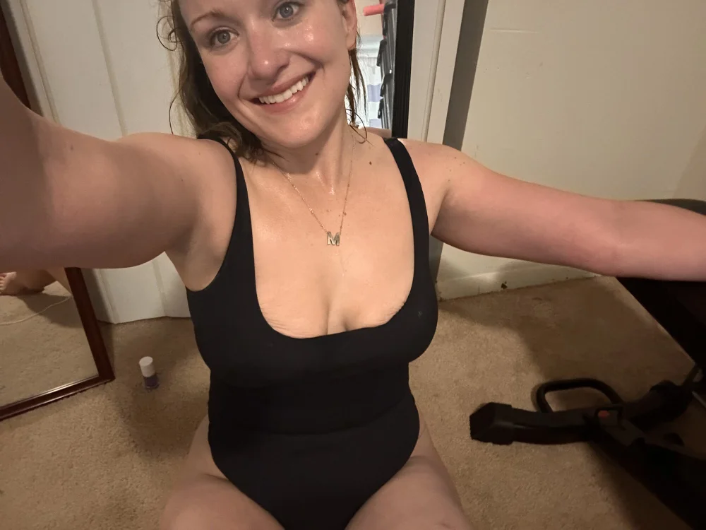 thenakedtrainer69's Offline XXX Chat