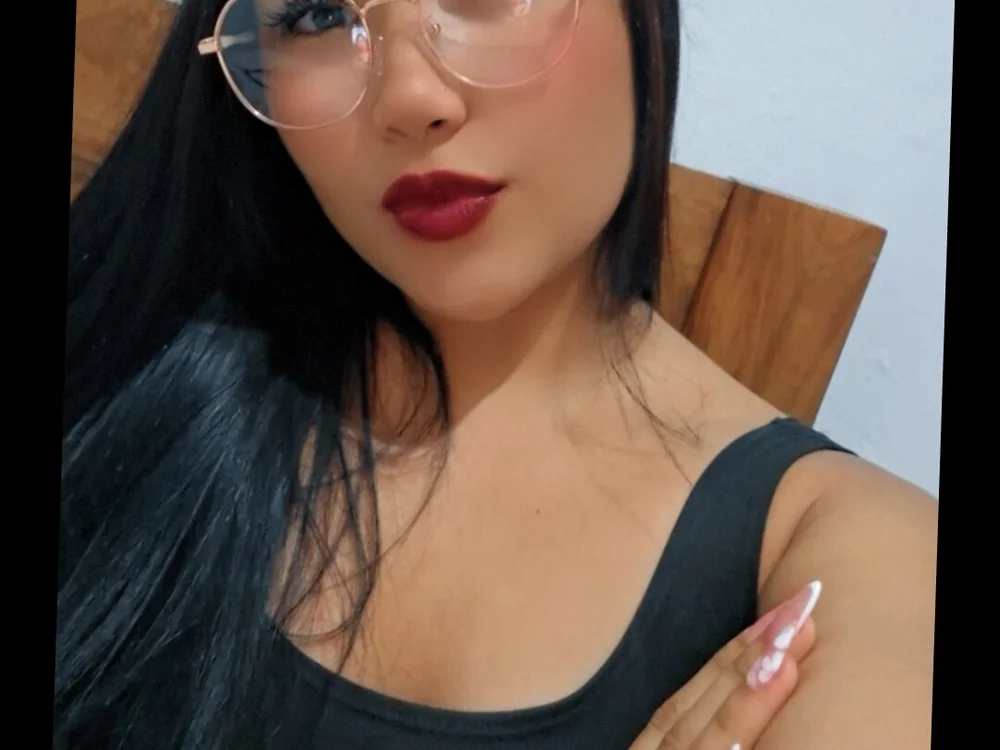 guada_30's Offline XXX Chat