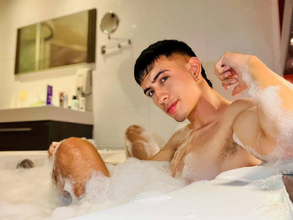 Alan_eiden's Offline XXX Chat