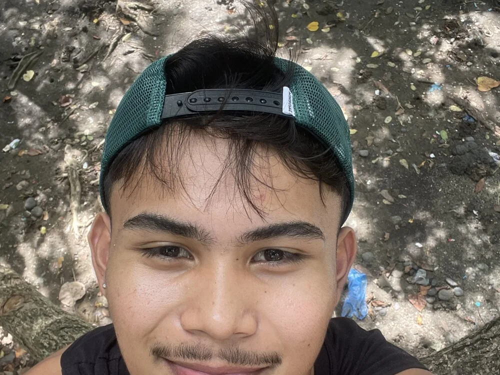 twink_ivanxxxx 離線 XXX 聊天