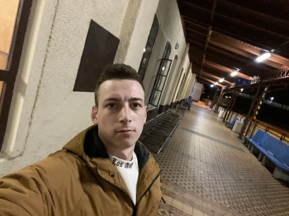 Lukas_vindis Offline Chatraum