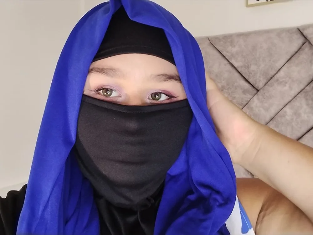Sharaa-Char's Offline XXX Chat