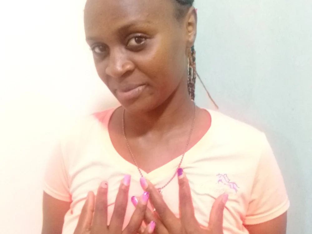 Vella_M's Offline XXX Chat