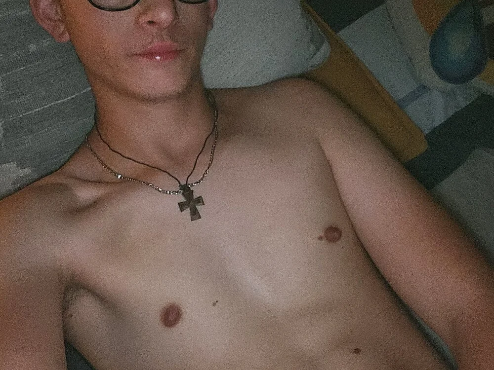 دردشة SatiateDrydock الجنسية دون اتصال