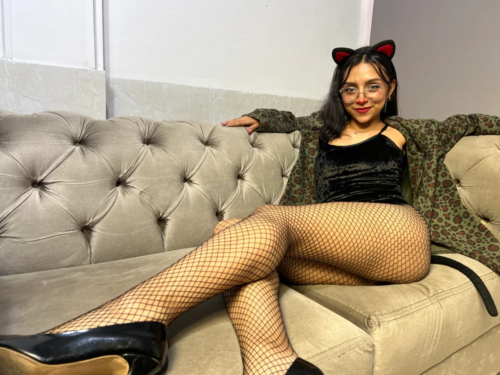 MelodySkylar's Offline XXX Chat