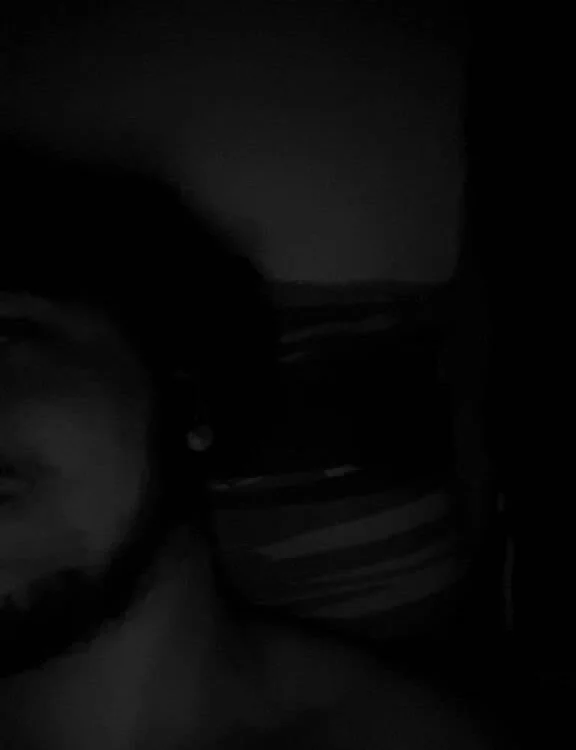 Sebiche-_-'s Offline Chat Room