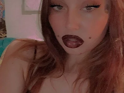 DallasWeese - Girl 
